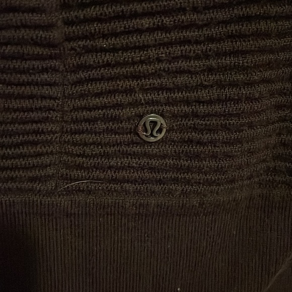Lululemon Yoga Sweater - Picture 3 of 4
